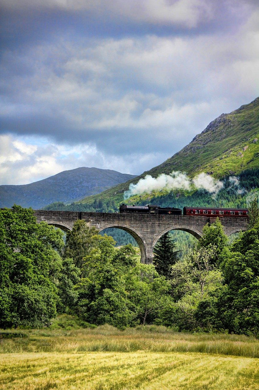 The Royal Scotsman train in Scotalnd